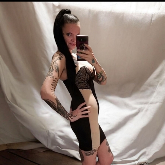 Marilyn Monroe ✦ Black Lace Slip Dress ✦ Nude Panels Shapewear Lingerie M NWOT - Picture 1 of 12